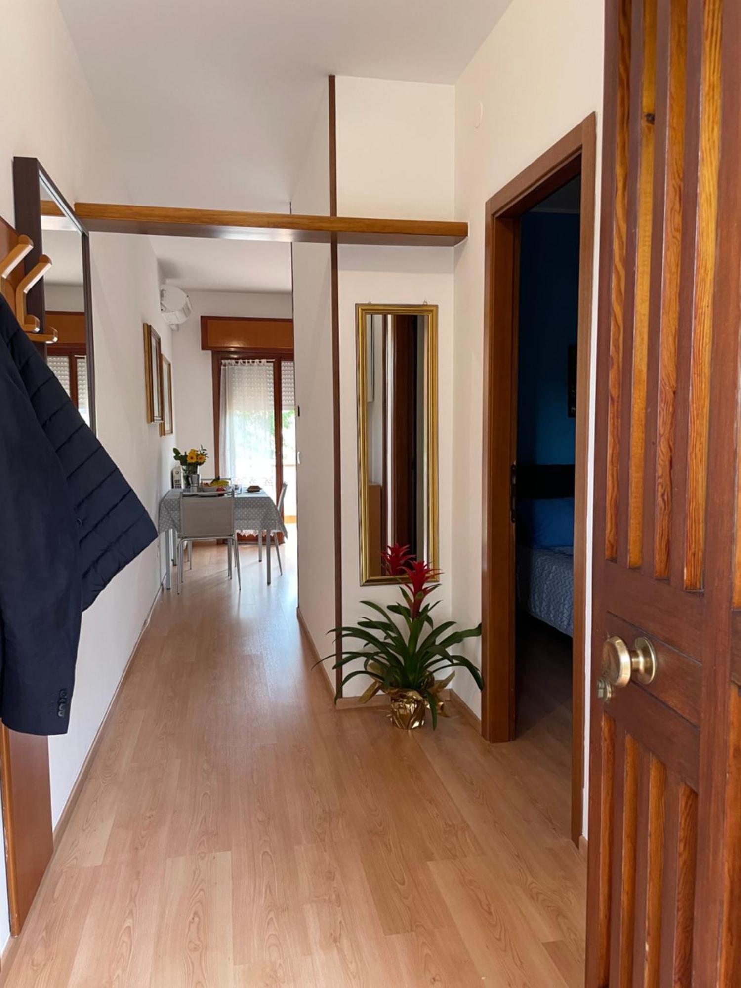 Nico'S Apartment Peschiera del Garda Exterior foto
