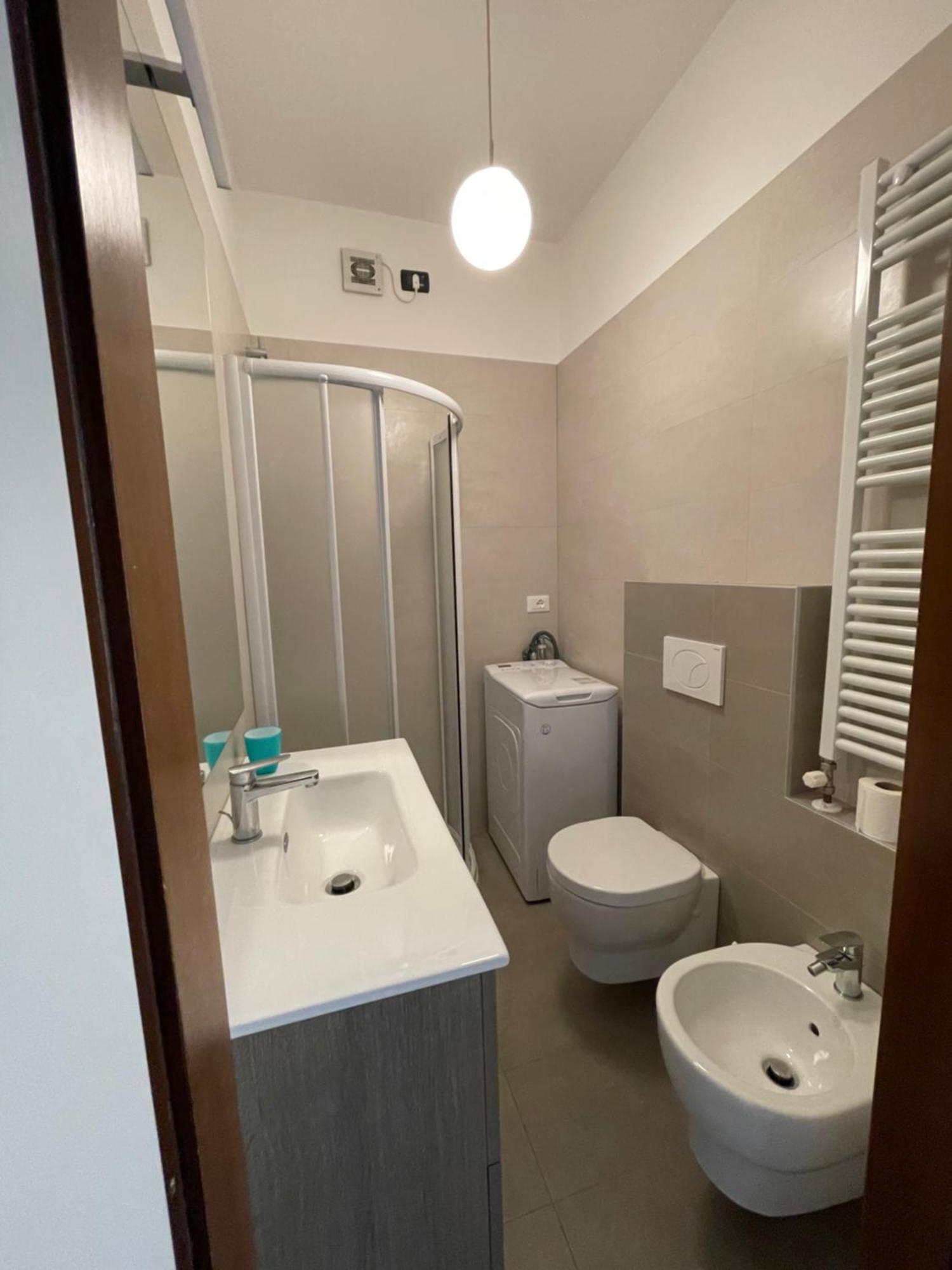 Nico'S Apartment Peschiera del Garda Zimmer foto